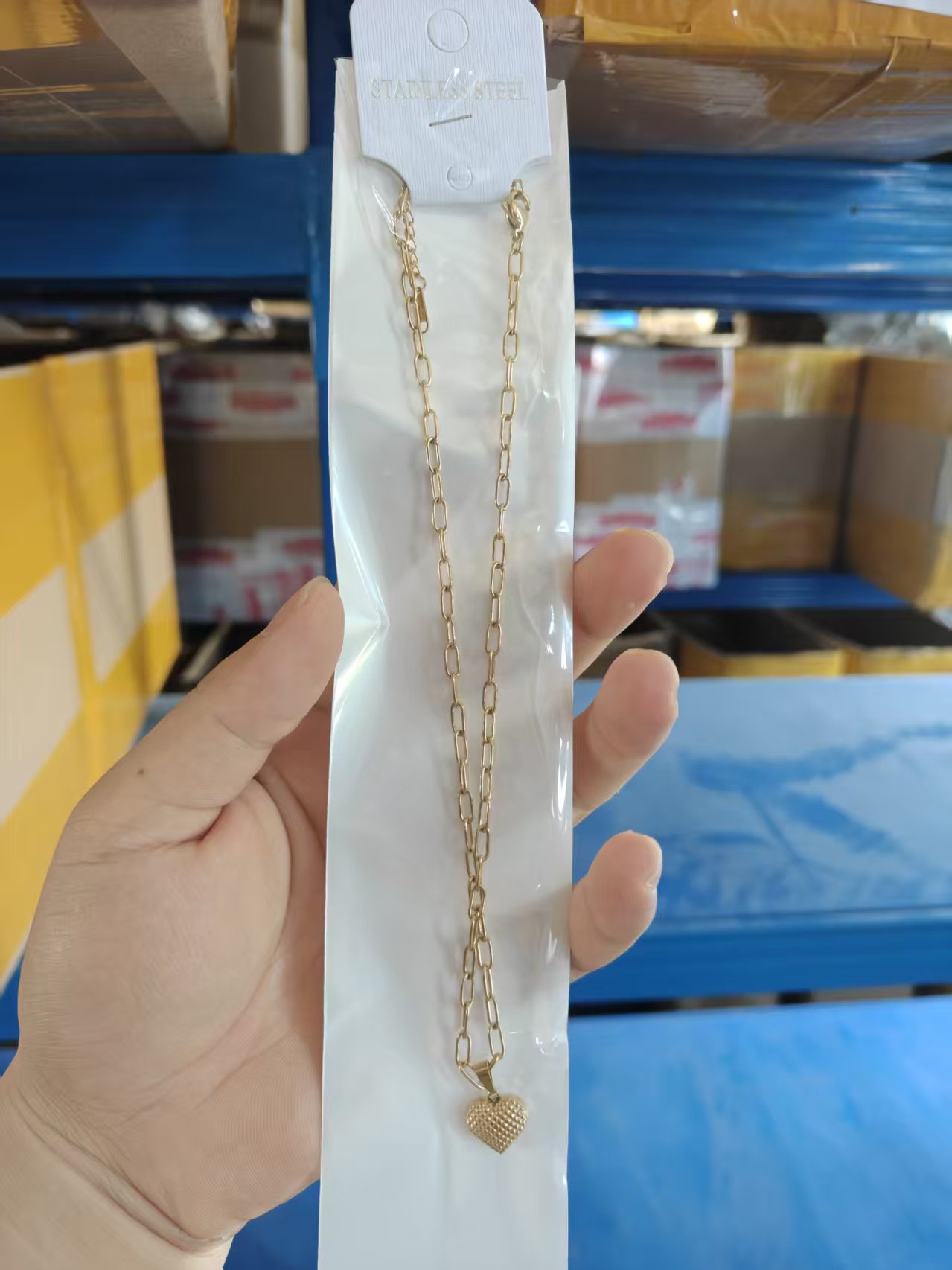 Fashion Heart Pendant Necklace for Women, Sweet and Simple Peach Heart Stainless Steel Necklace Gift Clavicle Chain Jewelry