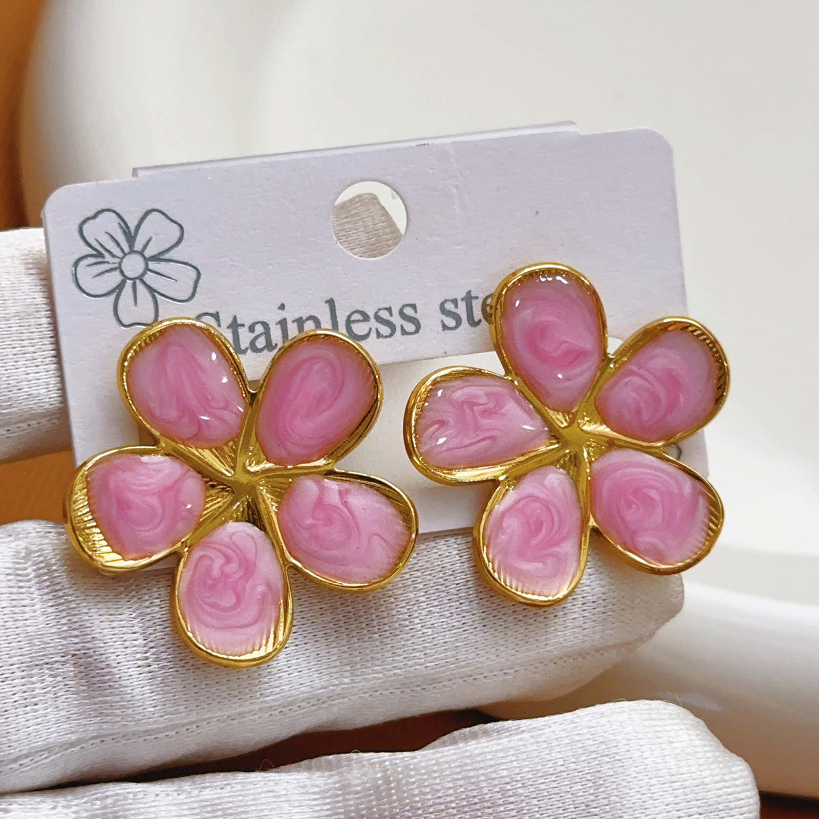 Cross-Border Simple Metal Flower Plum Blossom Wholesale Petal Ins Retro Colorful Earrings for Women Stainless Steel New Earrings