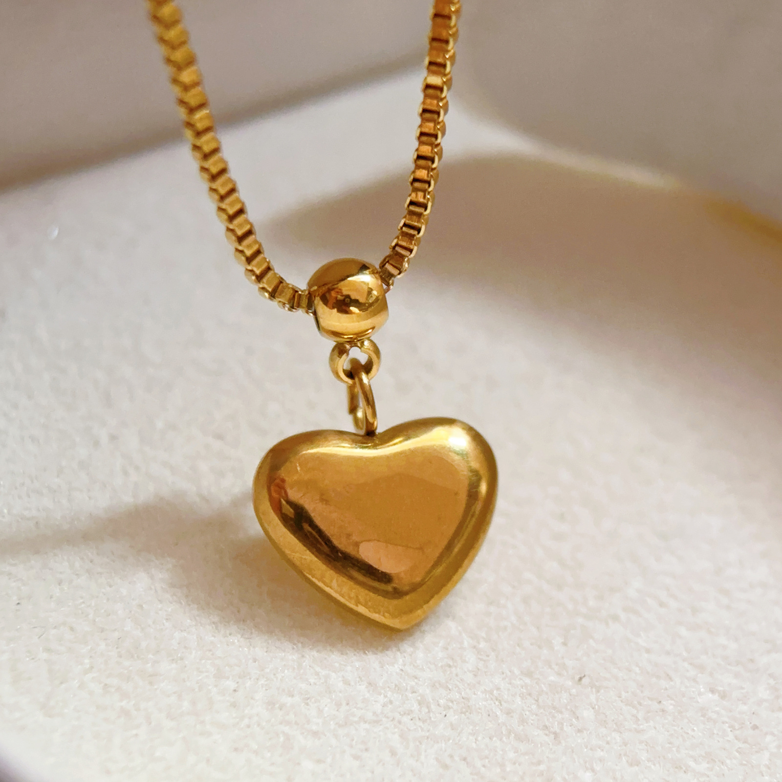 European and American Cross-Border New Heart Necklace Women's Set High-End Versatile Design Light Luxury Non-Fading Versatile Jewelry