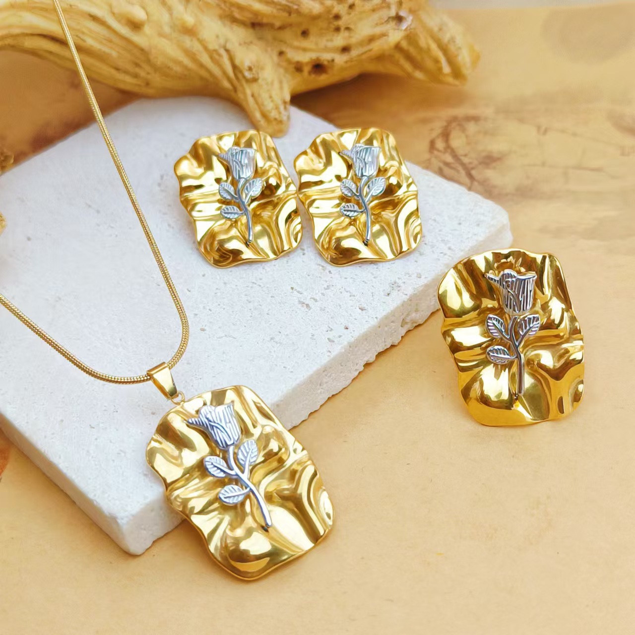 Cross-border New Women's Titanium Steel Necklace Wrinkled Earrings Textured Rose Stainless Steel Set High-end Non-fading Jewelry