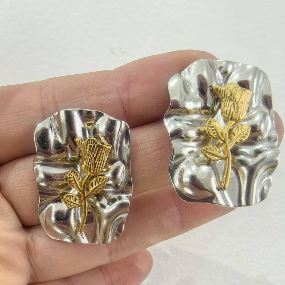 Cross-border New Women's Titanium Steel Necklace Wrinkled Earrings Textured Rose Stainless Steel Set High-end Non-fading Jewelry3