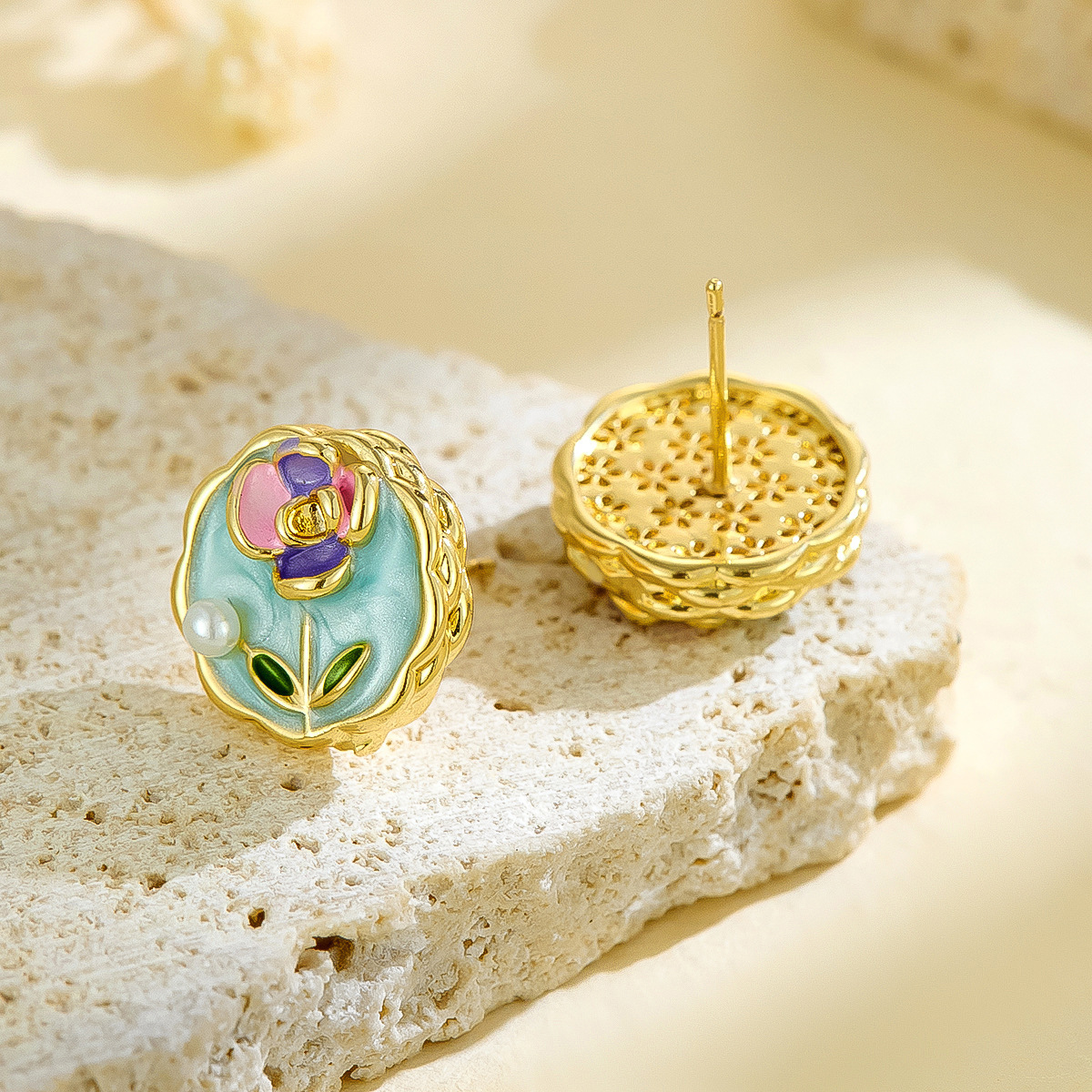 Cross-Border New French Retro Imitation Pearl Oil Drop Earrings Light Luxury Elegant Enamel High-End Painted Flower Earrings