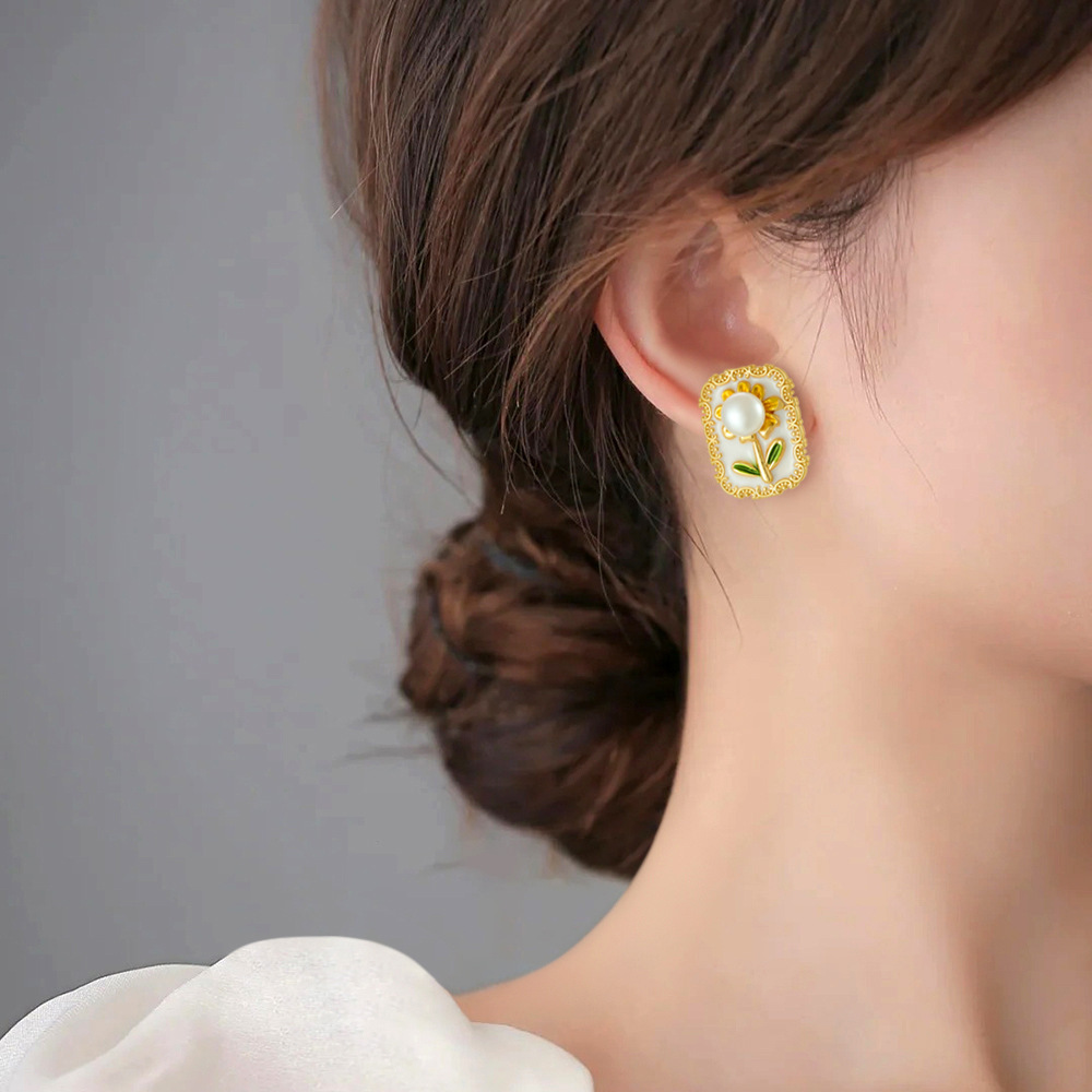Light Luxury Retro Pearl Inlaid Sunflower Flower Earrings National Trend Painted Enamel Oil Drop Earrings Cross-Border Wholesale