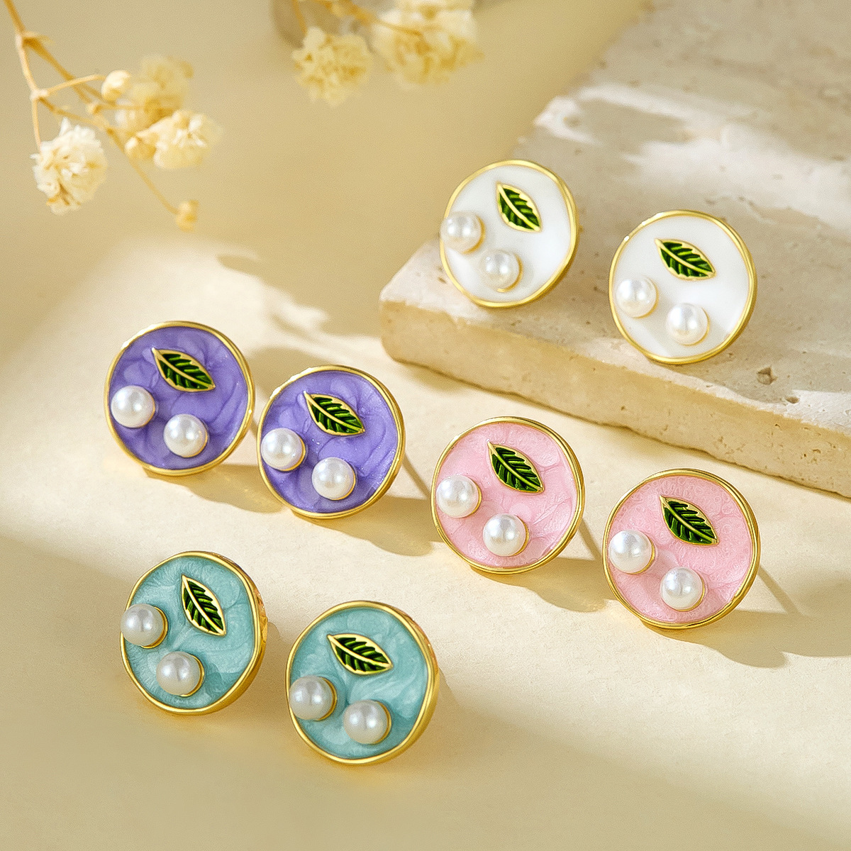 Vintage Style Painted Oil Painting Round Oil Drop Leaf Design Earrings French Niche Elegant Pearl Earrings