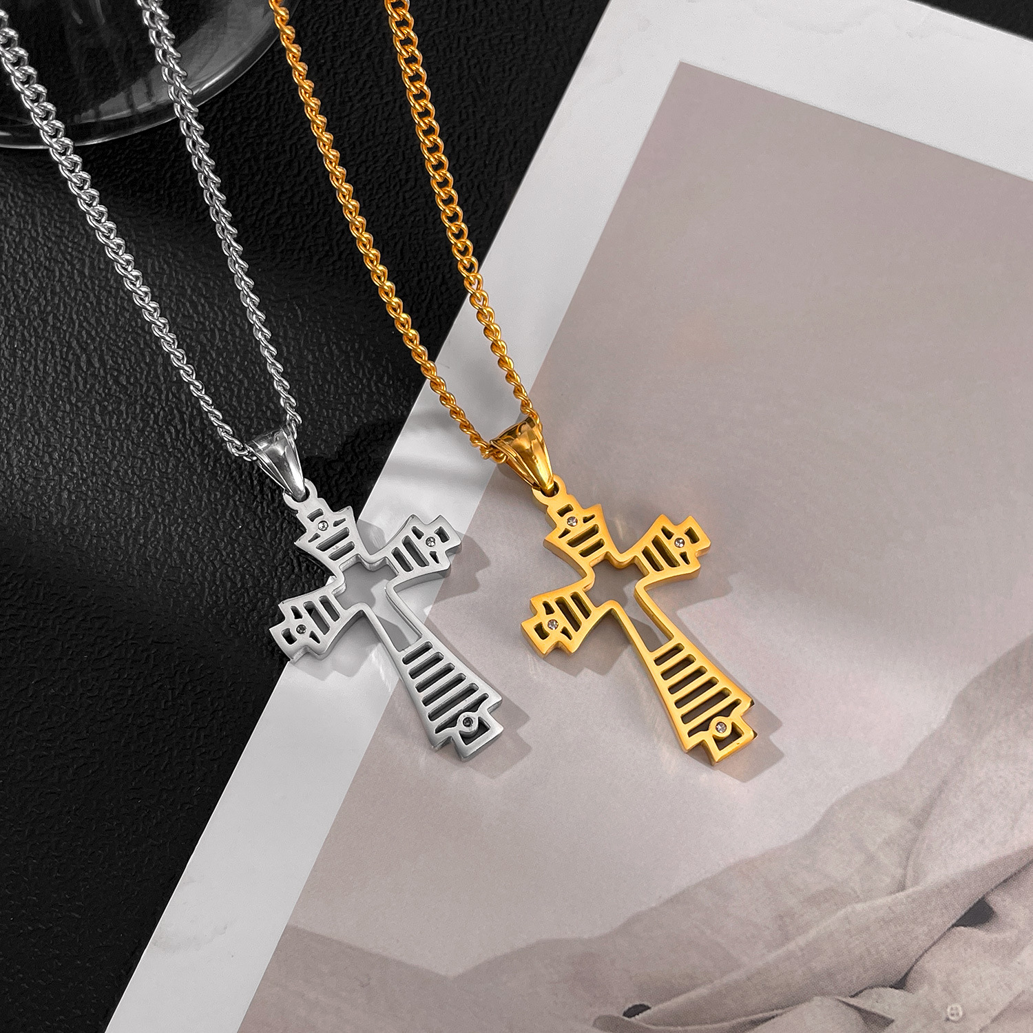 Men’s Necklace Stainless Steel Trendy Fashion Hollow Cross Pendant Titanium Steel Necklace Wholesale