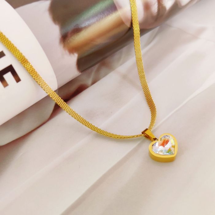 New INS Wide Chain Shiny Heart-Shaped Titanium Steel Necklace for Women Fashionable Versatile Heart Collarbone Chain...
