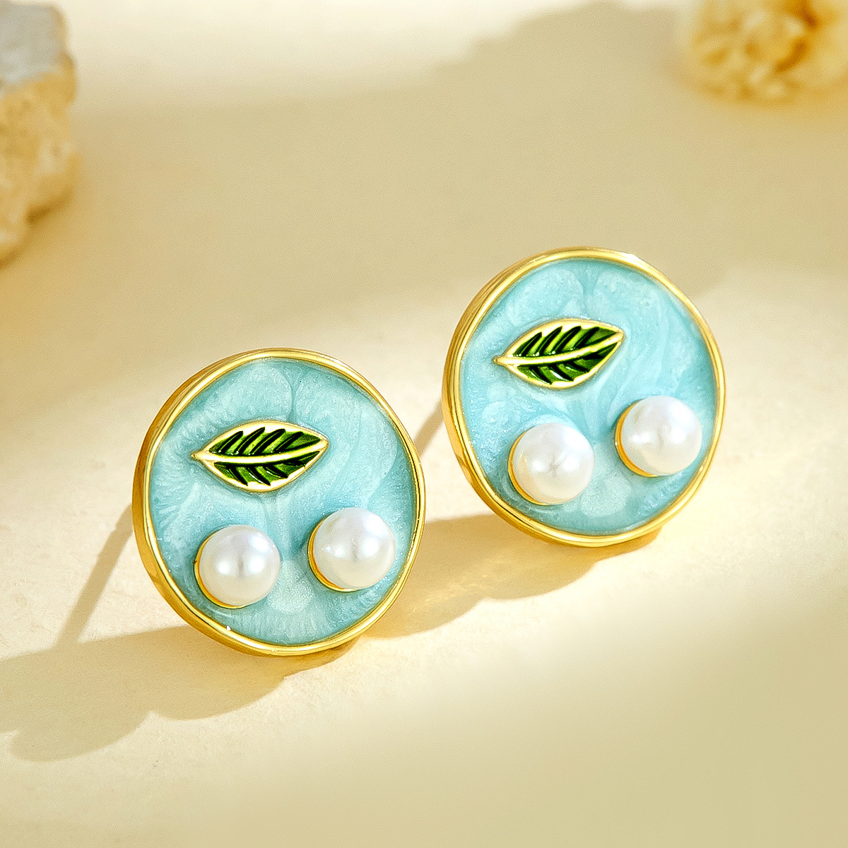 Vintage Style Painted Oil Painting Round Oil Drop Leaf Design Earrings French Niche Elegant Pearl Earrings