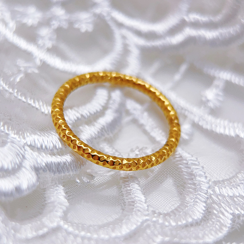 Elegant Simple Gold-Plated Starry Sky Ring for Women, Tin Gold Copper Plated Thin Version, Stackable Internet Celebrity Ring, Index Finger Ring, Finger Ring