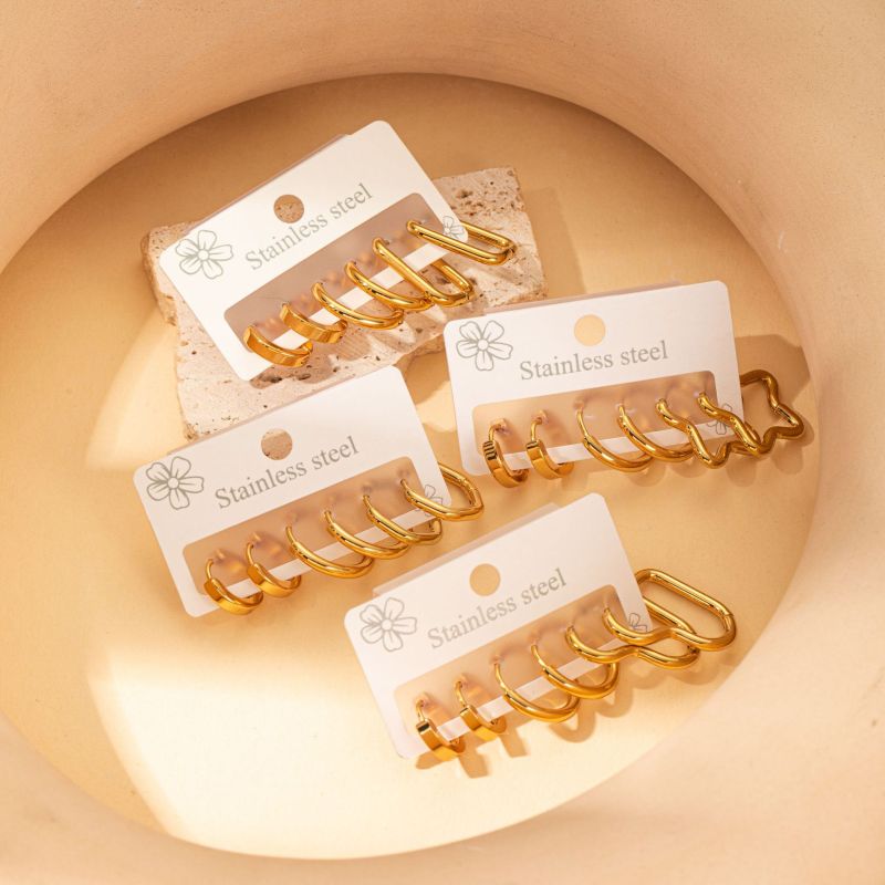 Korean Style Earrings High-end Titanium Steel Hoop Delicate Small Earrings Gold-plated Stainless Steel Earrings Non-fading Zircon Earrings