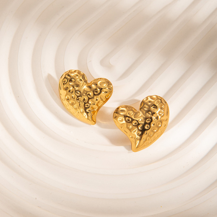 New Stainless Steel Earrings Heart-Shaped Gold Grainy Vintage Earrings Gold Plated Titanium Steel Ear Jewelry