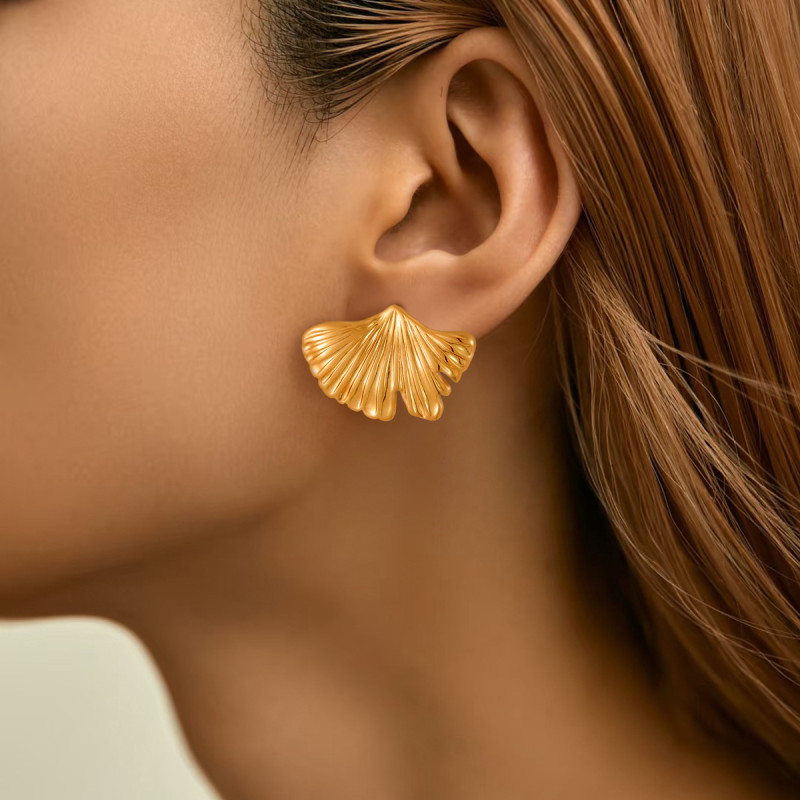European and American INS Design Ginkgo Leaf Earrings for Women Maple Leaf Ear Jewelry Xiyin Cross-Border Leaf Stud Earrings for Women Wholesale