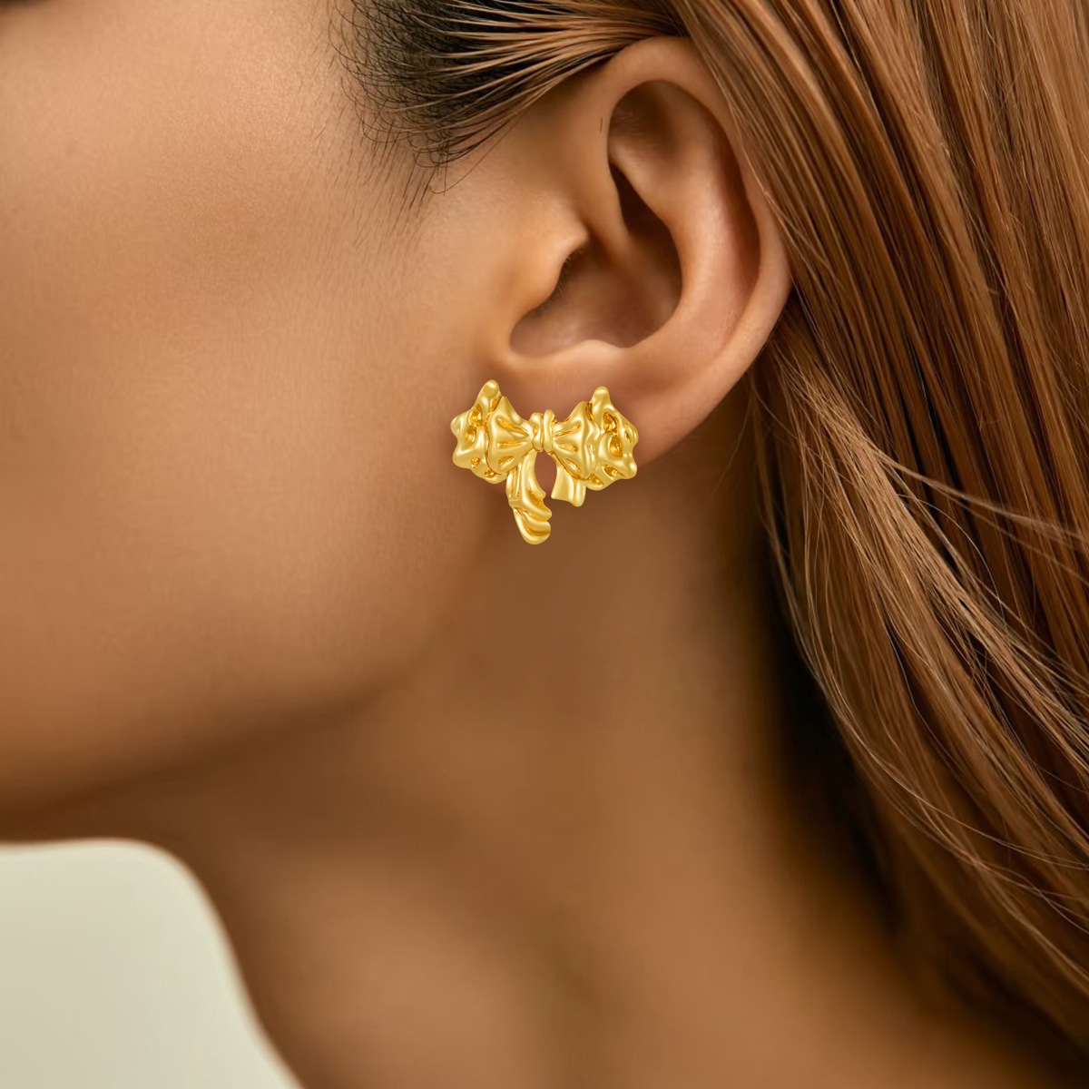 Cross-Border Exclusive 18K Gold Stainless Steel Bowknot Geometric Stud Earrings Ins Simple Retro High-End Feel Earrings for Women