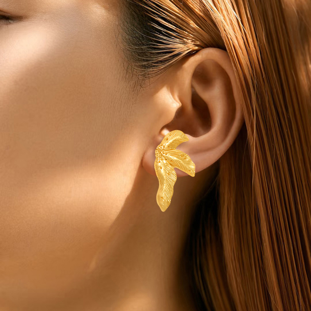 Cross-Border Minimalist INS Style Leaf Stainless Steel Geometric Earrings Hollow Flower 18K Gold Plated High-End Earrings Wholesale