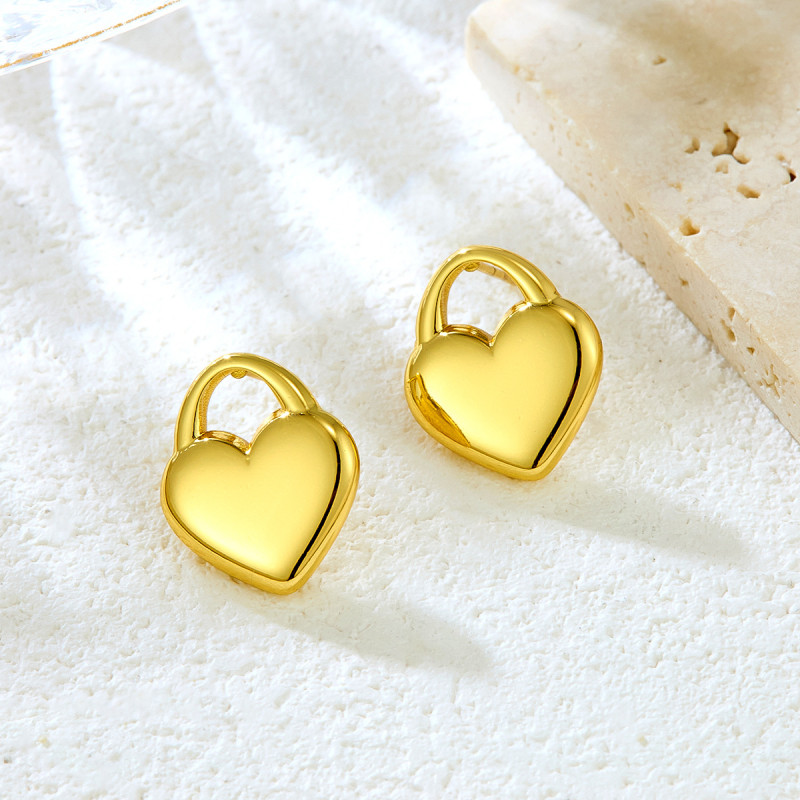 Cross-Border Stainless Steel Small Heart Earrings Fashion Simple Three-Dimensional Heart Lock Earrings Jewelry Manufacturer In Stock Wholesale