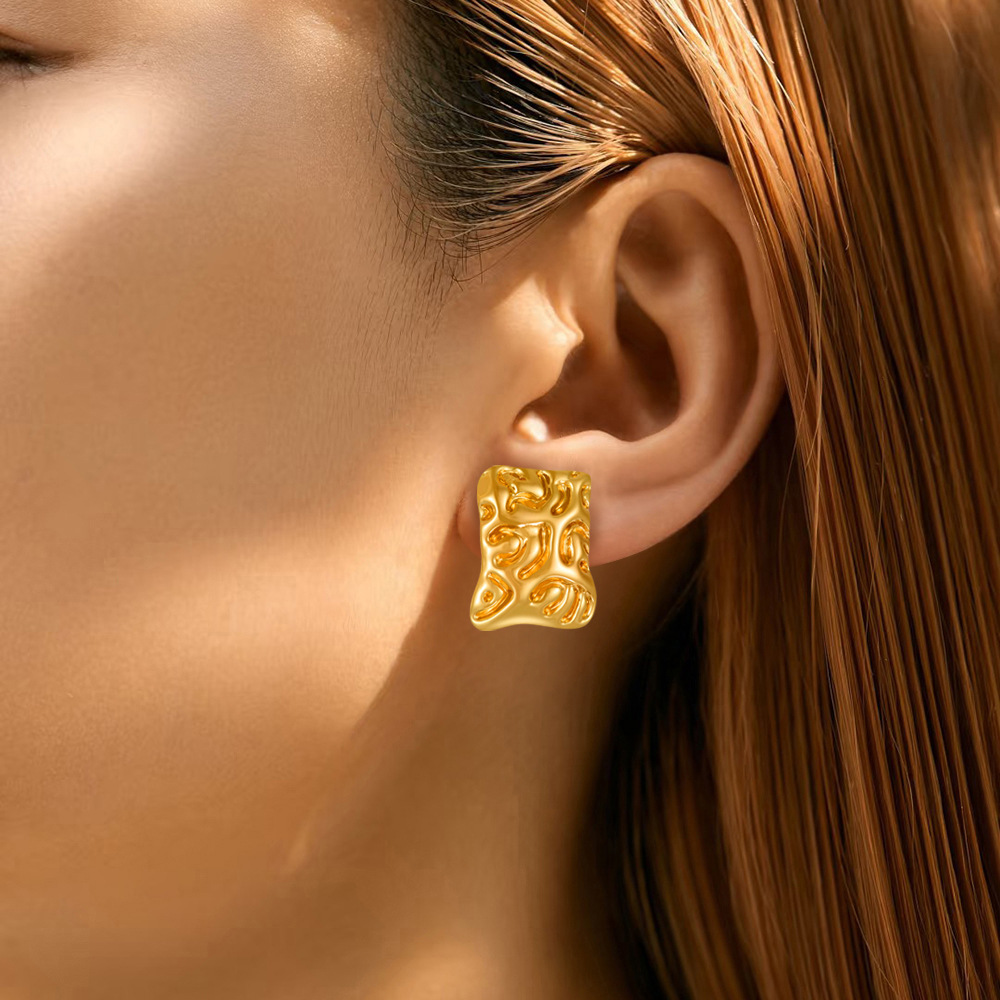 European and American New High-End Light Luxury Stainless Steel 18K Gold-Plated Geometric Square Irregular Wrinkled Metal Stud Earrings