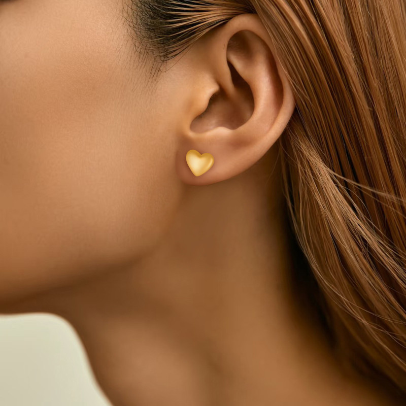European and American Cross-Border Jewelry INS Heart Vintage Design Earrings Exaggerated Geometric Symmetrical Heart Fashion Earrings for Women