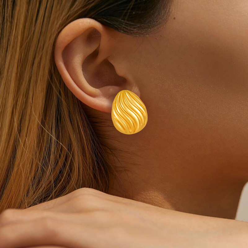 European and American Cross-Border Jewelry Metal Shell Ocean Style Niche Earrings Retro Versatile Minimalist Striped Stud Earrings for Women