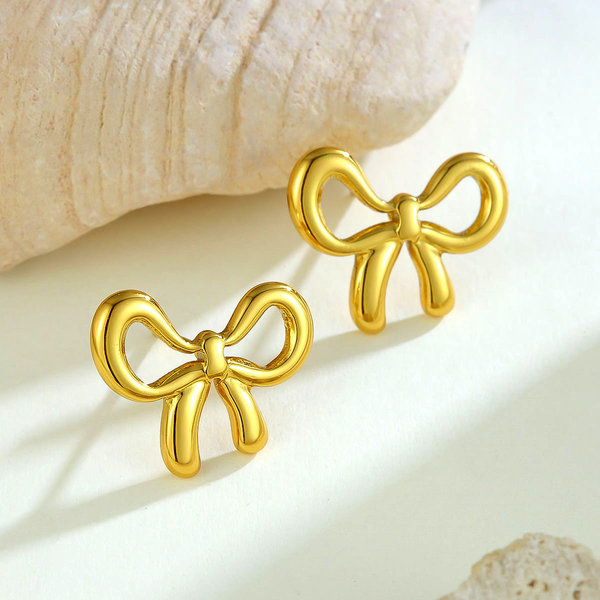 New Bowknot Titanium Steel Earrings for Women Versatile Starry Sky 18K Gold Clip Beads Sweet Light Luxury High-end Feel4