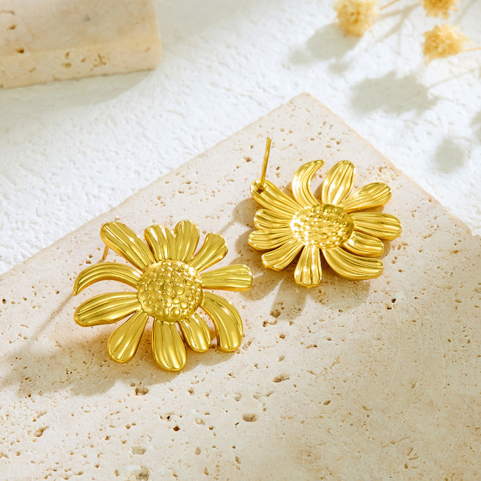 European and American Cross-Border Fashion Sense Design Versatile Niche Old Money Style Trendy Brand Stainless Steel Gold Daisy Flower Earrings
