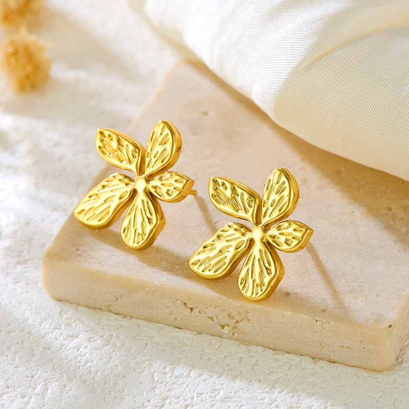 European and American Cross-Border Pleated Leaf Texture Exaggerated Earrings Stainless Steel Earrings High-End Earrings Wholesale High-End