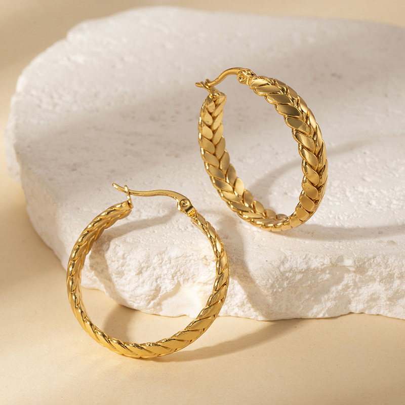 European and American New Style Metallic Line Earrings High-end Hoop Stainless Steel Earrings Square Braided Pattern Stud Earrings