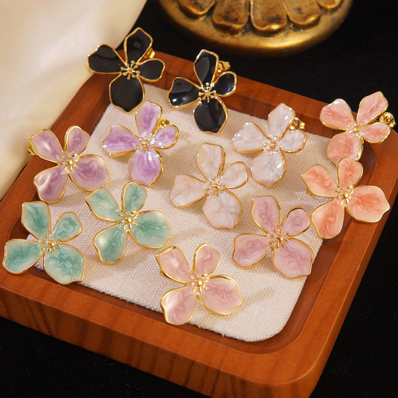 Stainless Steel Earrings Cherry Blossom Enamel Drip Glazed Earrings Stud Earrings for Women Vintage Dignified Flowers Non-Fading Titanium Steel Earrings Women