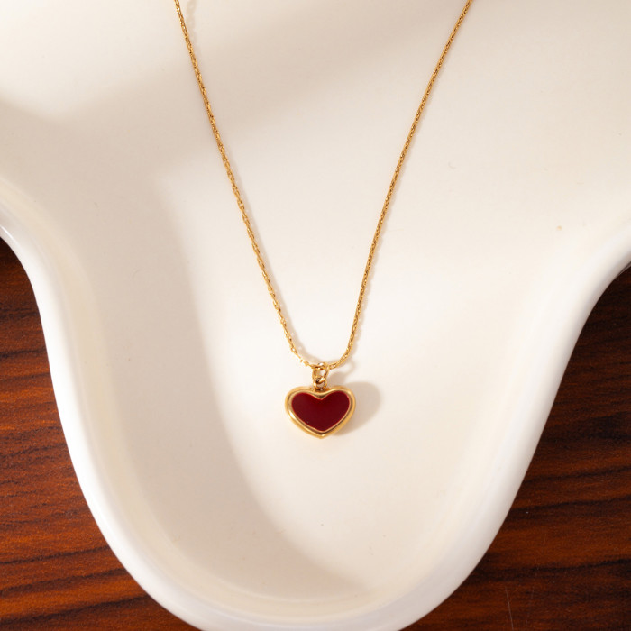 Popular Sweet Fresh Little Red Heart Titanium Steel Necklace for Women Ins Style Light Luxury Minority 18K Gold Plati...