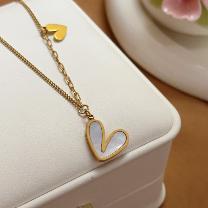 French Minimalist Personality Small Heart White Shell Necklace Fresh Peach Heart Asymmetric Collarbone Chain Women's...