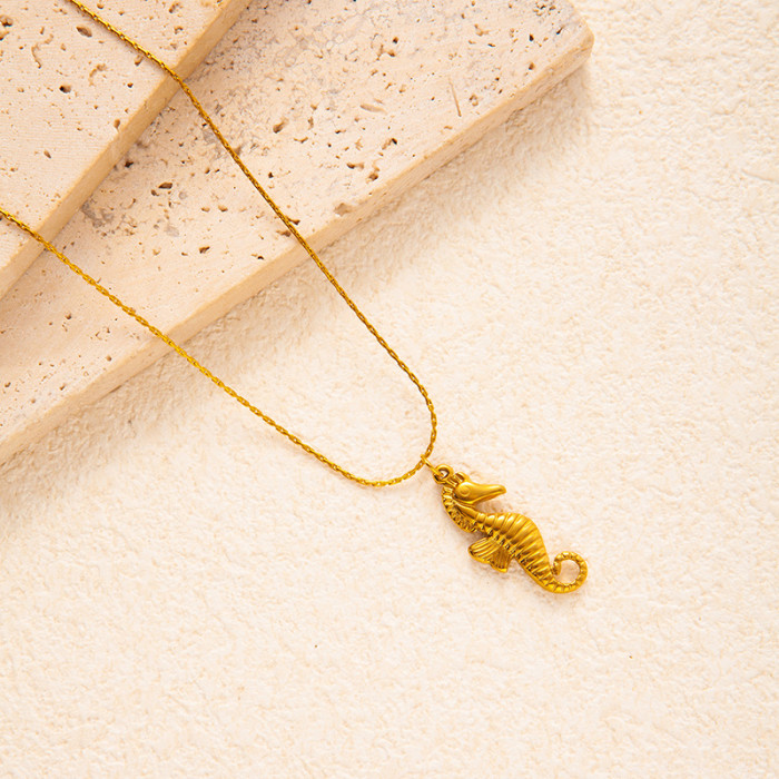 French Style Stainless Steel Heart Pendant Necklace Niche High-End Sense Choker Sun Bowknot K-Gold Plated Titanium Steel Necklace