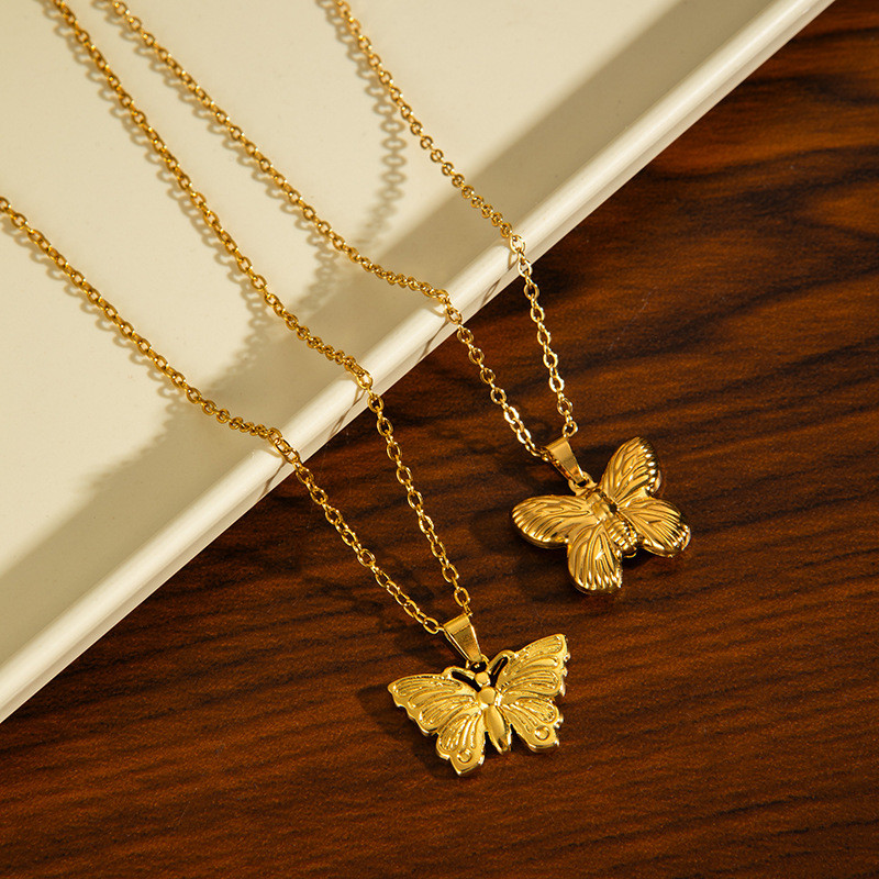 European and American Style Stainless Steel Necklace Electroplated 18k Gold Necklace Butterfly Sun Choker Portrait Faith Necklace Collarbone Chain