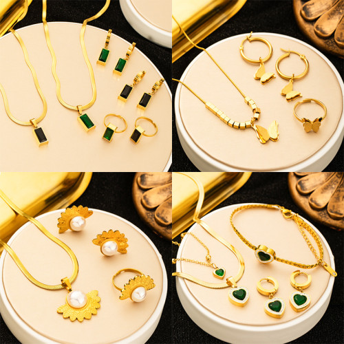 European and American Necklace Jewelry Set Titanium Steel Non-Fading Necklace High-Quality Jewelry Earrings Emerald Jewelry Set