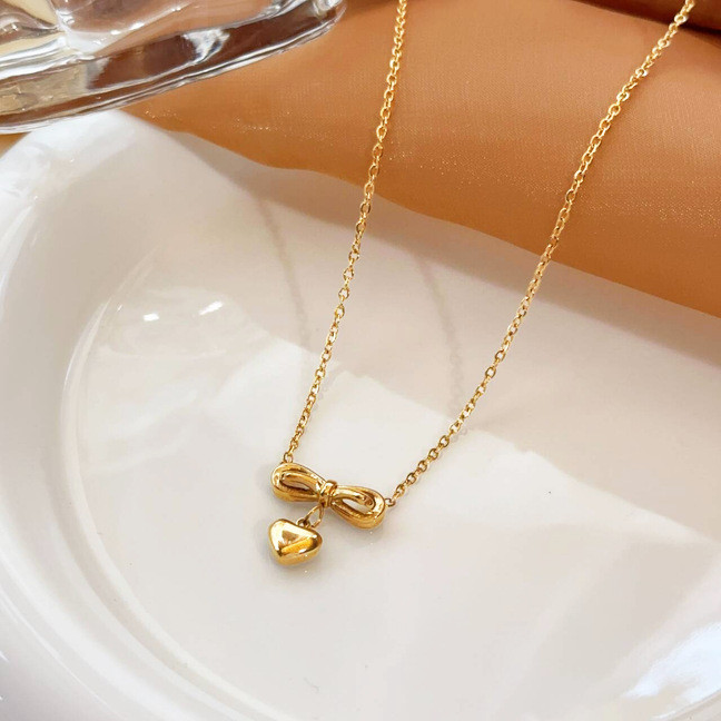 New Bowknot Heart Stud Earrings Stainless Steel Necklace for Women Light Luxury Non-Fading Fashionable Versatile Collarbone Jewelry