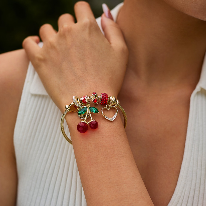 Hot Selling Bracelet for Women Stainless Steel Creative Design Cherry Heart Versatile Adjustable Jewelry
