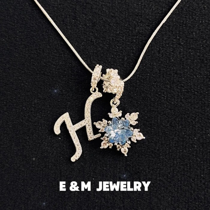 Cross-Border European and American 26 Letters Niche TikTok Ice and Snow Love Letter DIY Necklace Stainless Steel Chain Color Retention