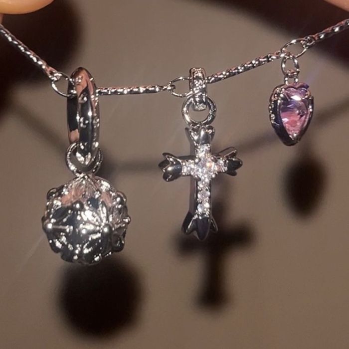 TikTok Hot Item 18K Gold Plated Real Gold Kroha High Version Heart Necklace Wholesale High Color Retention Necklace