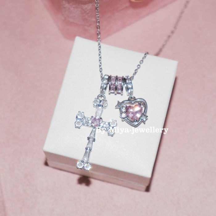 Independent Design Cross Heart Necklace Ultra Exquisite Designer Style Copper 5A Zircon High Color Retention
