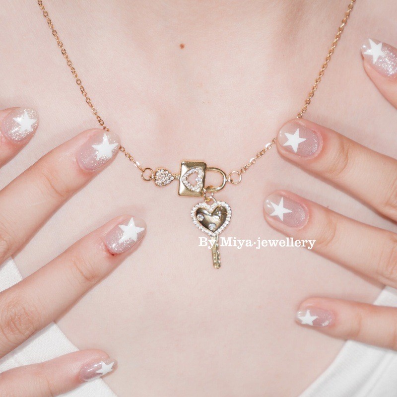 TikTok Hot Item Key Lock Necklace Adorns the Neck American European Style Full of Spicy Girl Vibes