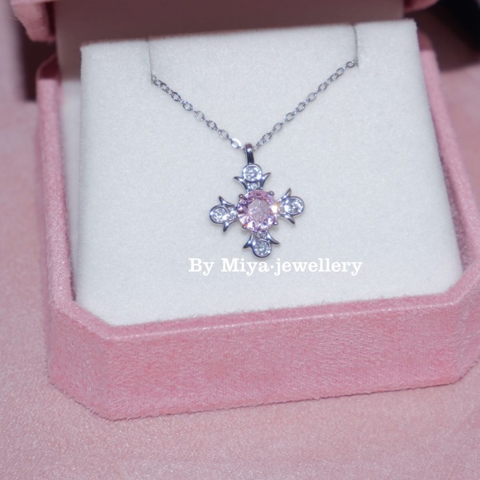 TikTok Hot-Selling Full Diamond Iris Flower Cross Necklace Fashionable Design Elegant Versatile Exquisite Layered Collarbone Chain