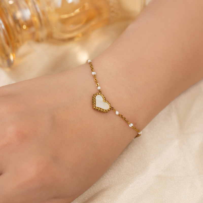 Cross-Border Direct Supply Love Shell Stainless Steel Bracelet for Women Beach Style 18K Gold Plated Versatile High-End Jewelry Wholesale