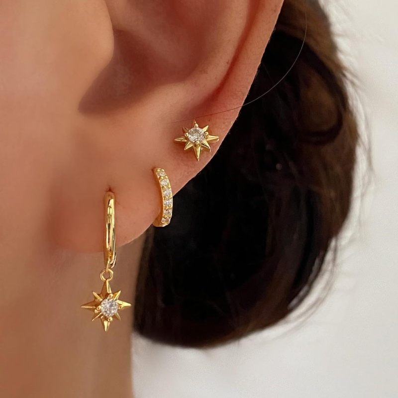 Women's Gold Earrings Fashionable Delicate Eight-Pointed Star Earrings Stackable Pearl Chain Soft Cartilage Stud Earrings