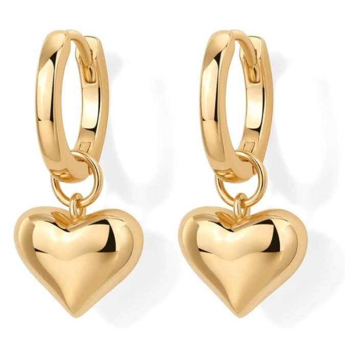 Celebrity Style New Simple Elegant Heart Earrings for Women New Dignified Simple Heart Earrings Accessories