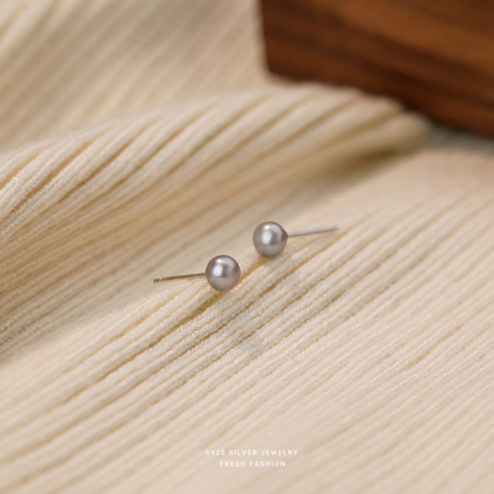 925 Natural Freshwater Small Pearl Earrings for Women Mini Simple Style High-end Earrings for Pierced Ears