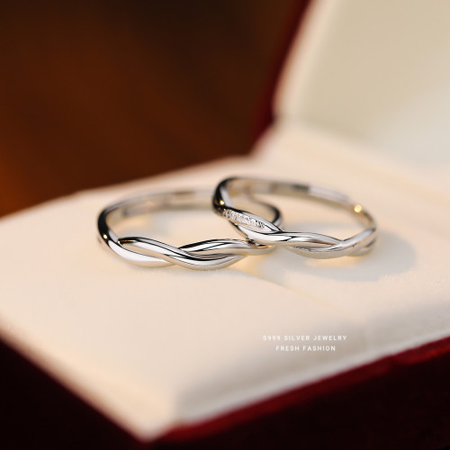 S999 Pure Silver Mobius Strip Couple Rings Simple Niche Design Couple Style Valentine's Day Gift for Girlfriend