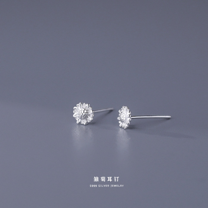 S999 Pure Silver Earrings for Women Simple Four-Leaf Clover Pure Silver Small Ear Bone Studs Ear Piercing Care Earrings Wholesale