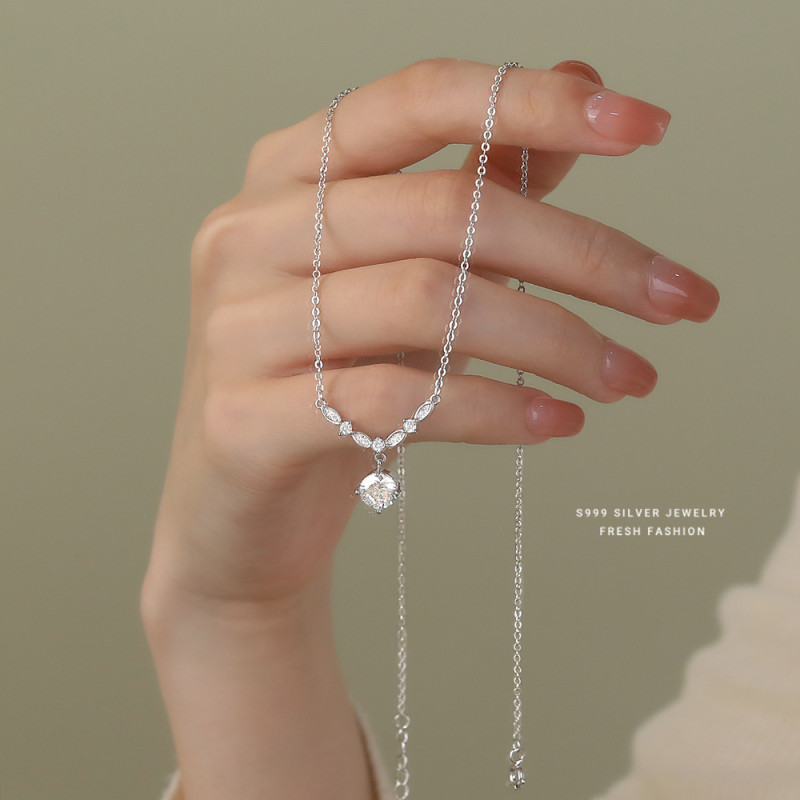 Brilliant Light Luxury Zircon Necklace for Women S999 Pure Silver Niche Elegant High-end Versatile Full Silver Clavicle Chain Exquisite