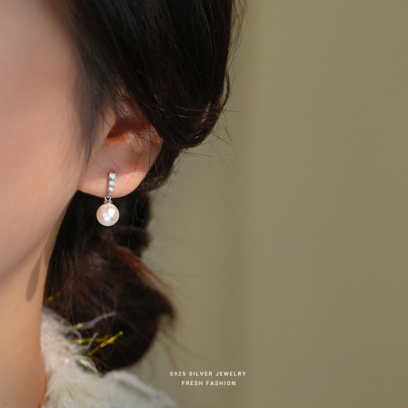 French Style Ultra Shiny Diamond-Studded Round Bead Earrings for Women S925 Sterling Silver Light Luxury High-End Versatile Elegant Stud Earrings Fashion Jewelry