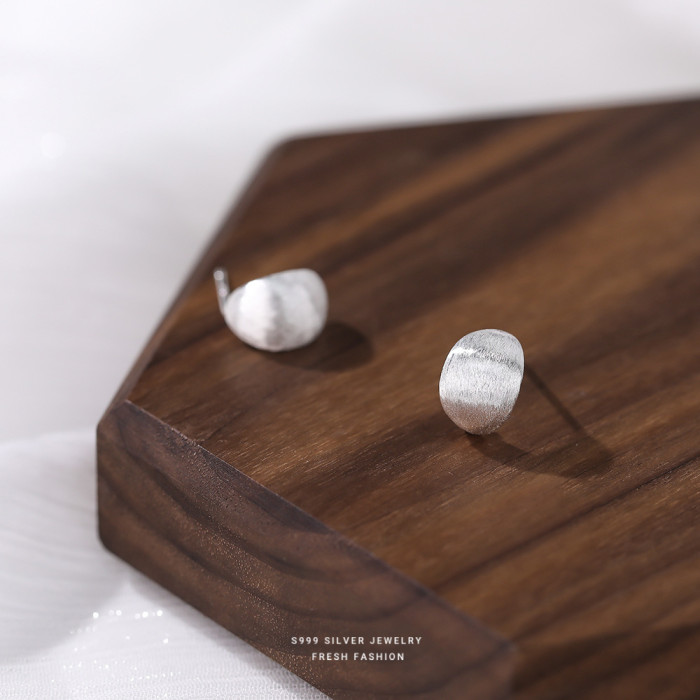 S999 Pure Silver Curved Matte Brushed Earrings for Women French Retro Hong Kong Style Elegant Internet Celebrity High-end Personality Earrings