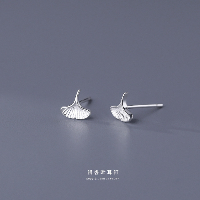 S999 Pure Silver Earrings for Women Simple Four-Leaf Clover Pure Silver Small Ear Bone Studs Ear Piercing Care Earrings Wholesale
