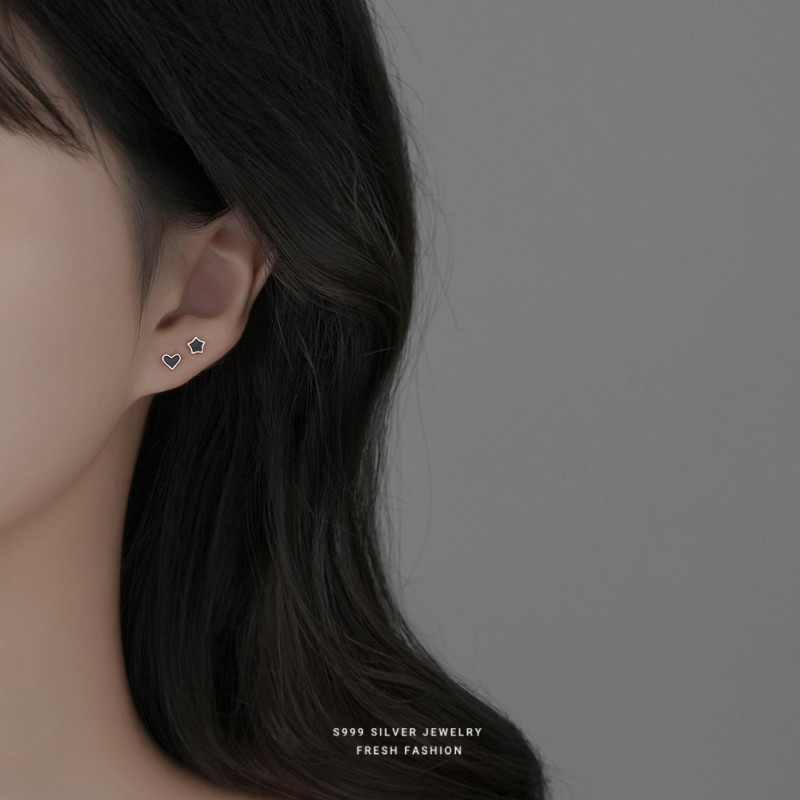 Yun Xiaoshu Silver Jewelry S999 Pure Silver Resin Clover Earrings Unisex Simple Ear Piercing Pure Silver Earrings