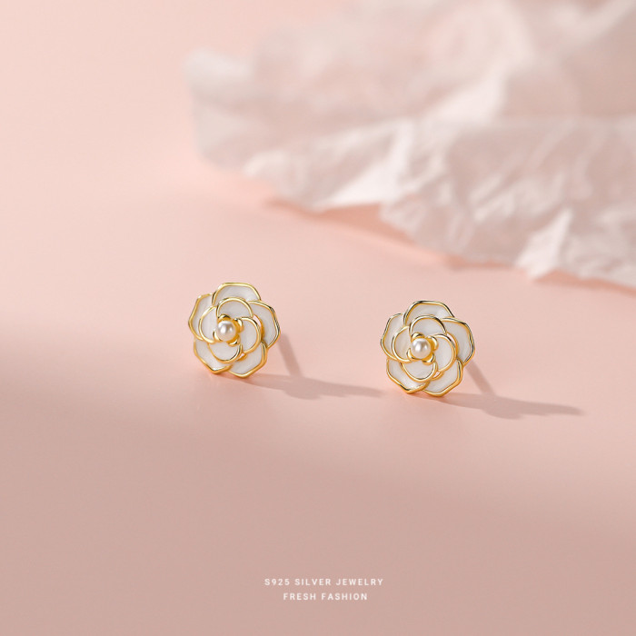 S925 Sterling Silver Camellia Pearl Earrings for Women, Light Luxury Fashion Simple French Retro Flower Earrings, Dropshipping